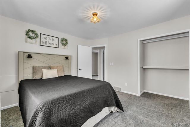 166 Crooked Limb Drive, Lapeer Township, MI 48446