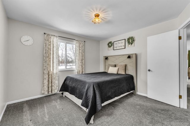 166 Crooked Limb Drive, Lapeer Township, MI 48446