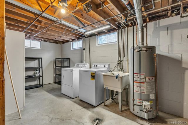 166 Crooked Limb Drive, Lapeer Township, MI 48446