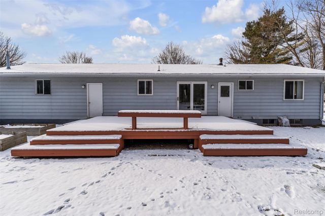 166 Crooked Limb Drive, Lapeer Township, MI 48446