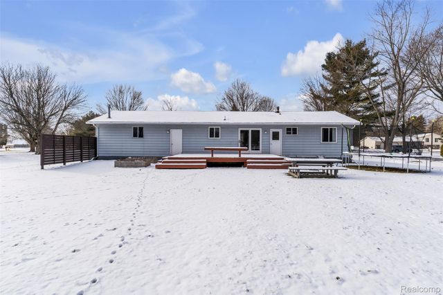166 Crooked Limb Drive, Lapeer Township, MI 48446