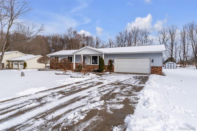 166 Crooked Limb Drive, Lapeer Township, MI 48446