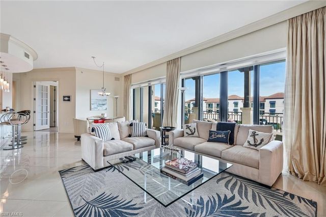 1530 5th AVE S C311, Naples, FL 34102