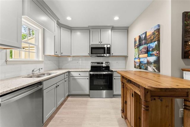 5931 Gailey Drive, Clermont, GA 30527