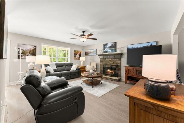 5931 Gailey Drive, Clermont, GA 30527