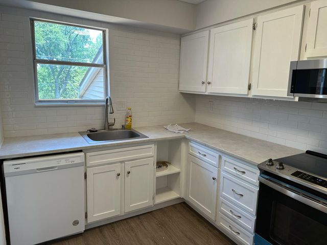 421 Redding Road 63, Lexington, KY 40517