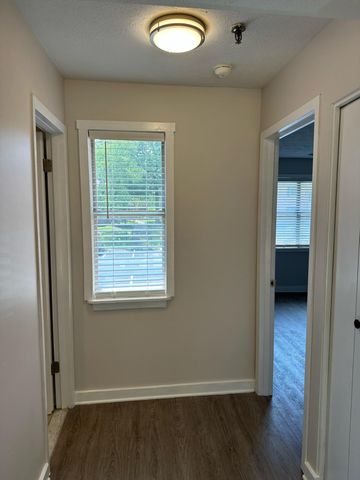 421 Redding Road 63, Lexington, KY 40517