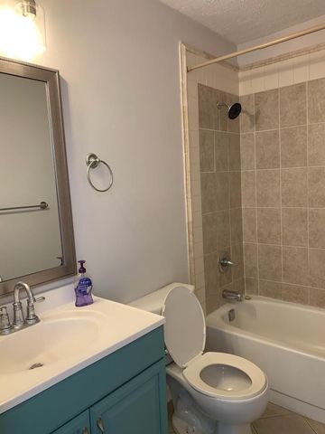 421 Redding Road 63, Lexington, KY 40517