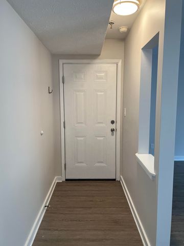 421 Redding Road 63, Lexington, KY 40517