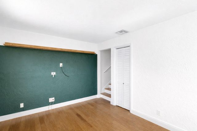 943 York Street, West Palm Beach, FL 33401