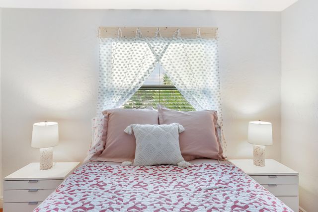 943 York Street, West Palm Beach, FL 33401