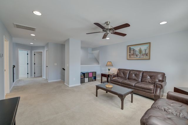 3849 Hanoverian Drive, Mount Pleasant, SC 29429