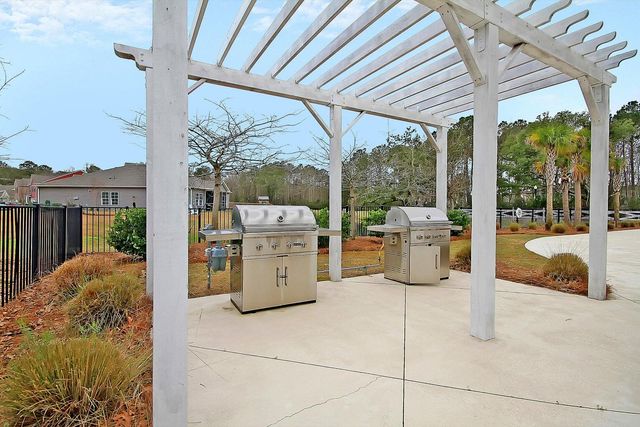 3849 Hanoverian Drive, Mount Pleasant, SC 29429