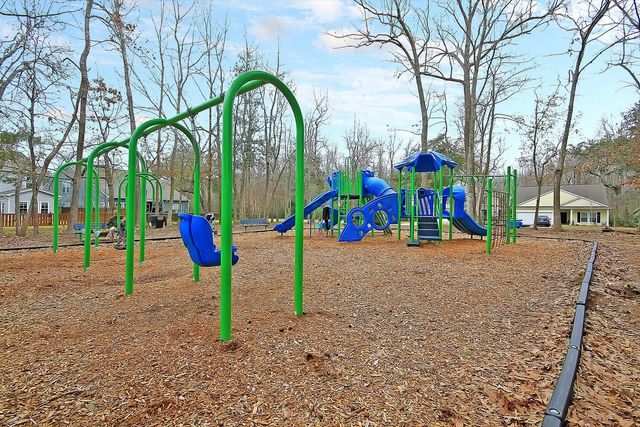 3849 Hanoverian Drive, Mount Pleasant, SC 29429