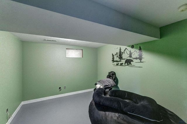 8043 HAAS LN, Black Hawk, SD 57718