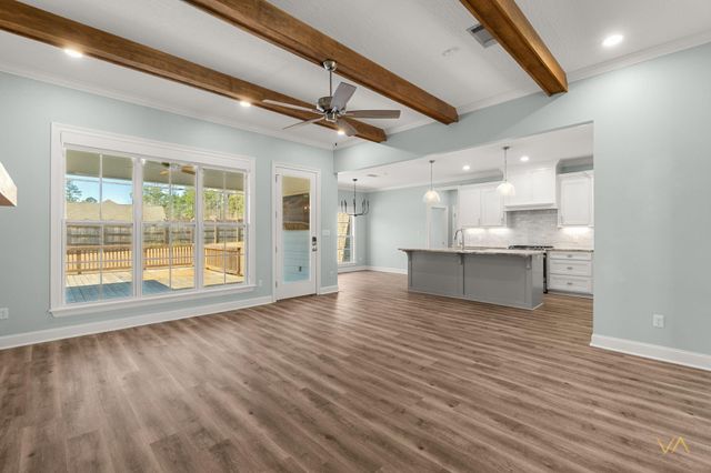 7 Everglades, Hattiesburg, MS 39443