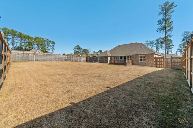 7 Everglades, Hattiesburg, MS 39443