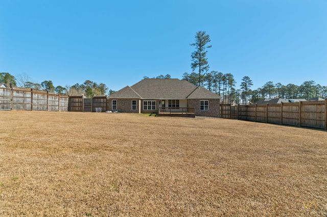 7 Everglades, Hattiesburg, MS 39443