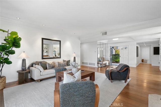 108 Ocean Vista, Newport Beach, CA 92660