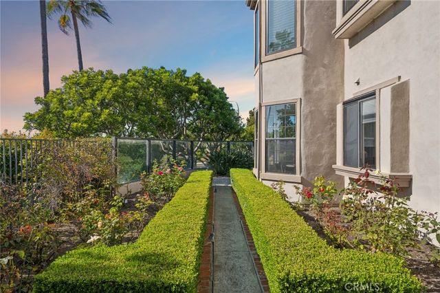 108 Ocean Vista, Newport Beach, CA 92660