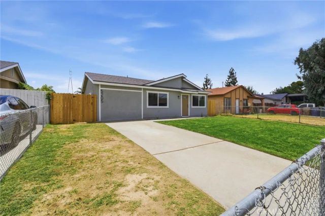 5205 Brockton Court, Bakersfield, CA 93309