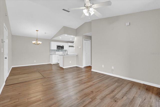 8915 LATREC AVENUE 2311, Orlando, FL 32819