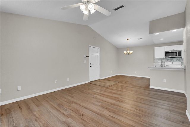 8915 LATREC AVENUE 2311, Orlando, FL 32819