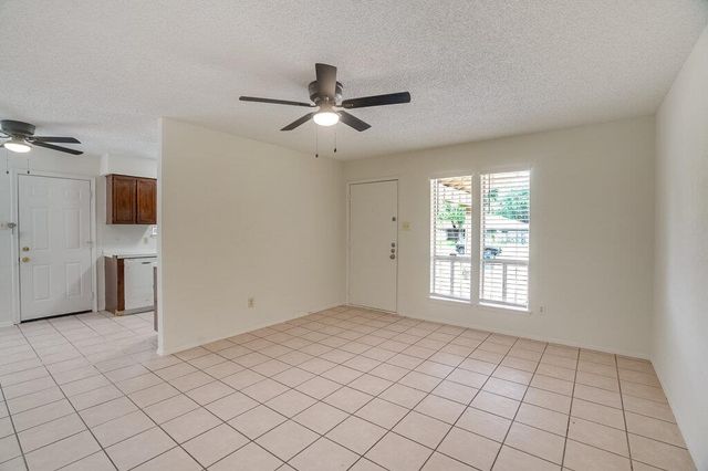 10310 Little Pebble DR B, Austin, TX 78758