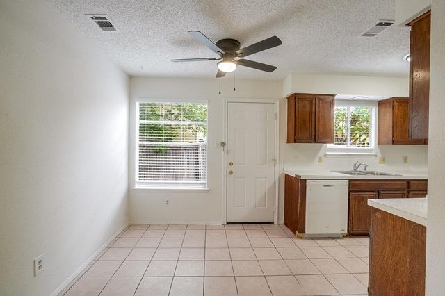 10310 Little Pebble DR B, Austin, TX 78758