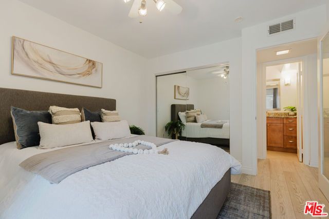 1010 Palm Avenue 208, West Hollywood, CA 90069