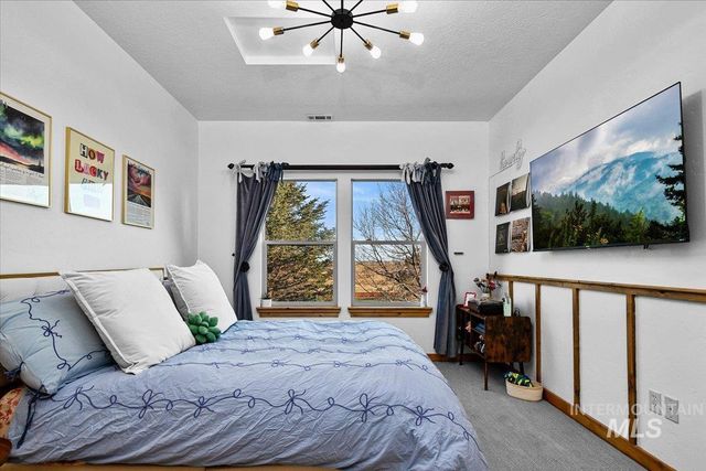 13100 S Laken Ln, Kuna, ID 83634