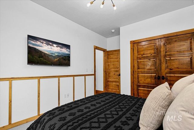 13100 S Laken Ln, Kuna, ID 83634