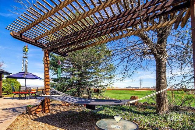 13100 S Laken Ln, Kuna, ID 83634