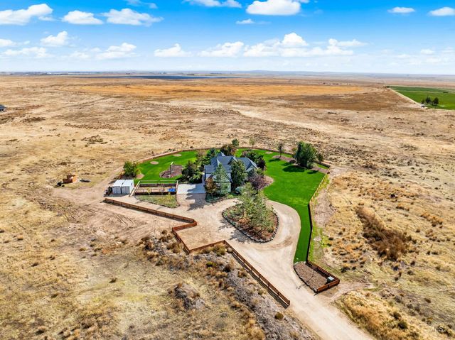13100 S Laken Ln, Kuna, ID 83634