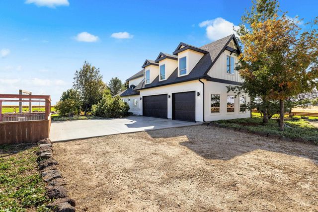 13100 S Laken Ln, Kuna, ID 83634
