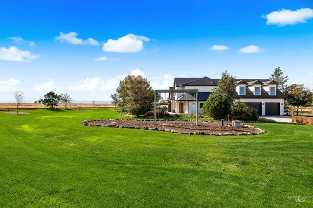 13100 S Laken Ln, Kuna, ID 83634