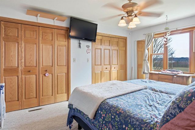W7656 Suldal Road, Mauston, WI 53948