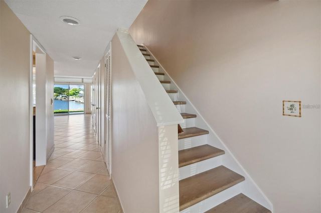 44 CLUBHOUSE DRIVE 105, Palm Coast, FL 32137