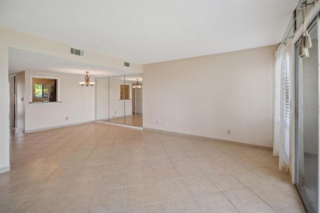 44 CLUBHOUSE DRIVE 105, Palm Coast, FL 32137