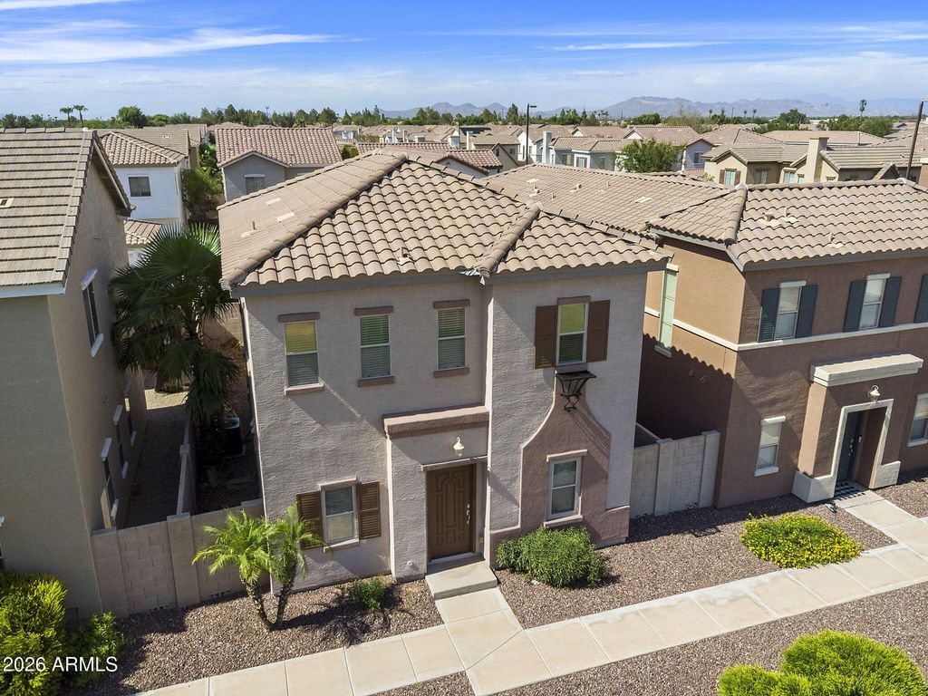 428 N CITRUS Lane, Gilbert, AZ 85234 — photo 2