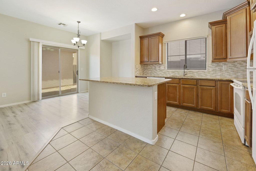 428 N CITRUS Lane, Gilbert, AZ 85234 — photo 5