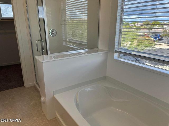 6006 W HARTFORD Court, Glendale, AZ 85308