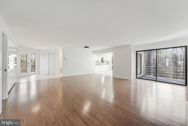 2118 OWLS COVE LN, Reston, VA 20191