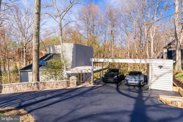 2118 OWLS COVE LN, Reston, VA 20191