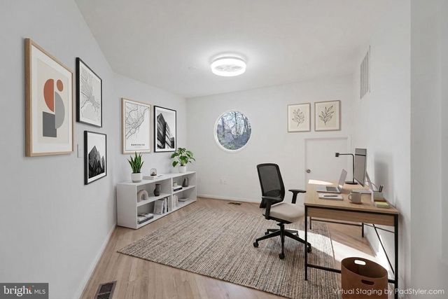 2118 OWLS COVE LN, Reston, VA 20191