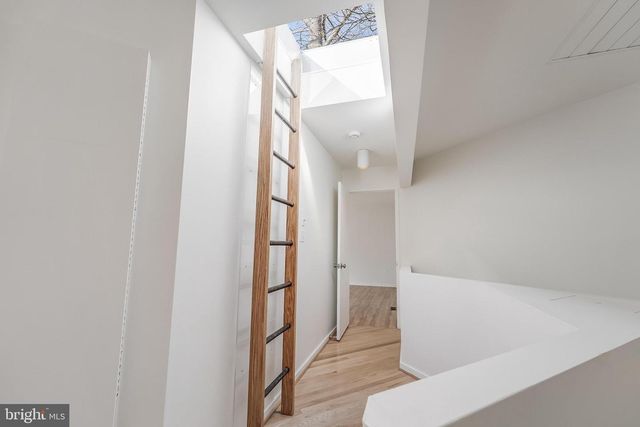 2118 OWLS COVE LN, Reston, VA 20191