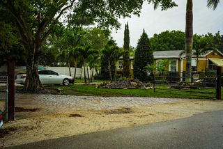 3825 Lakewood Road A, Palm Springs, FL 33461