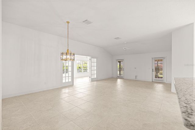 2906 CANYON AVENUE, The Villages, FL 32163