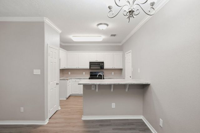 1612 Culture Lane, College Station, TX 77845