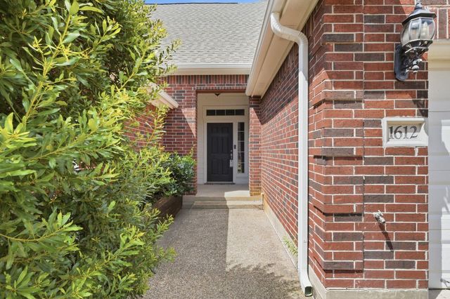 1612 Culture Lane, College Station, TX 77845